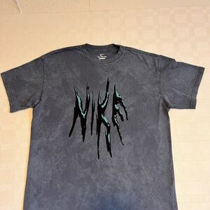 Nike Drippy T-shirt Men’s Large Charcoal Gray Gore Core